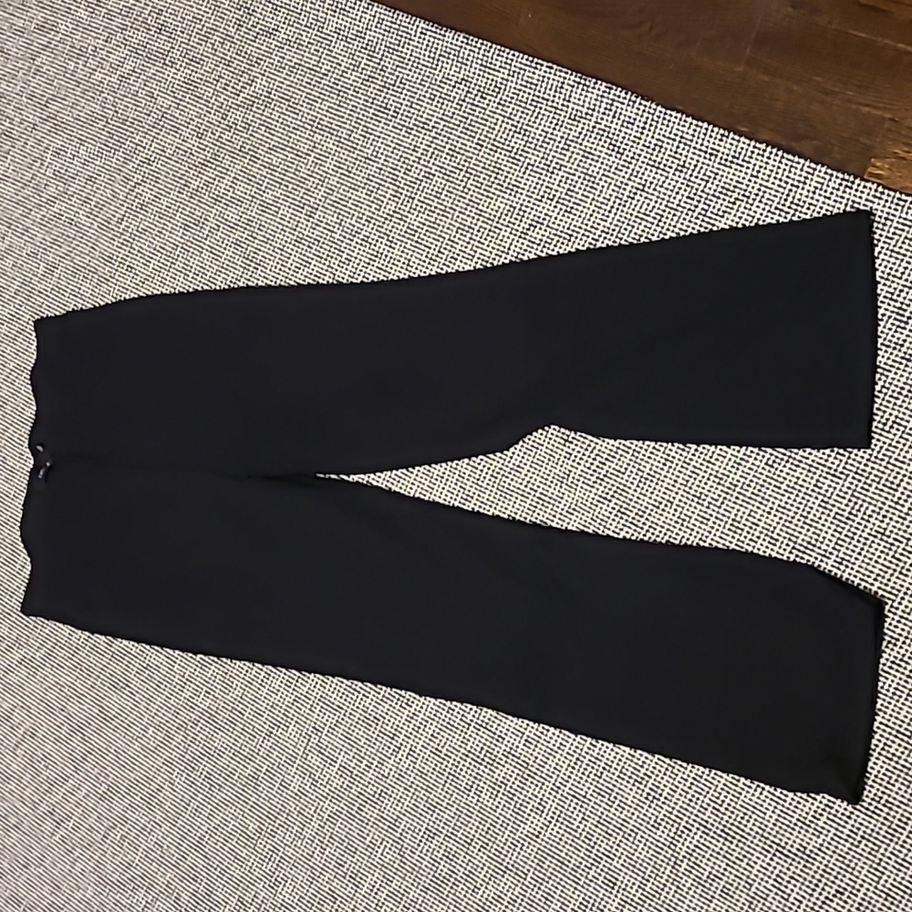 Aritzia Talula Cropped Leggings